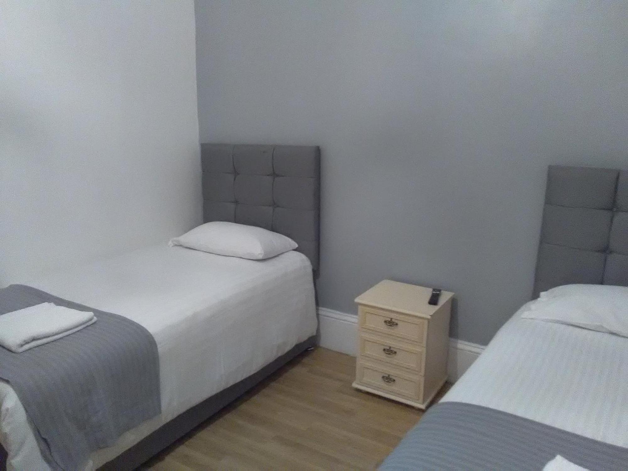 Clifton Hotel Newcastle Newcastle upon Tyne Quarto foto